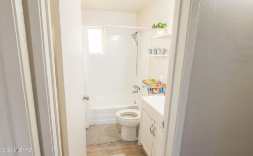 6417 Calle Osito, Tucson AZ  85710-5652 exterior