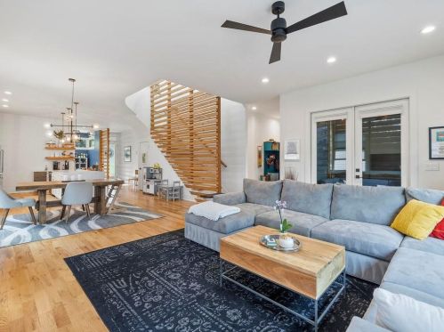 1934 Bixby St, Atlanta GA 30317-2210 exterior