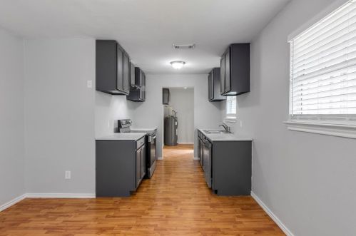 2628 Exline St, Dallas TX  75215-4243 exterior