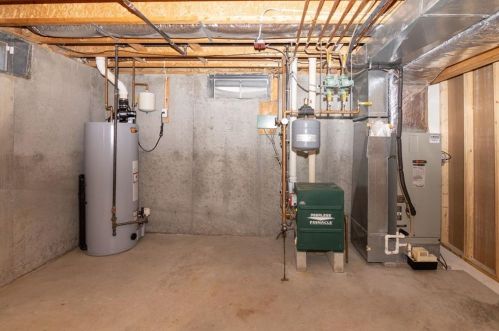 10 Olney St, Providence RI 02919-5152 exterior