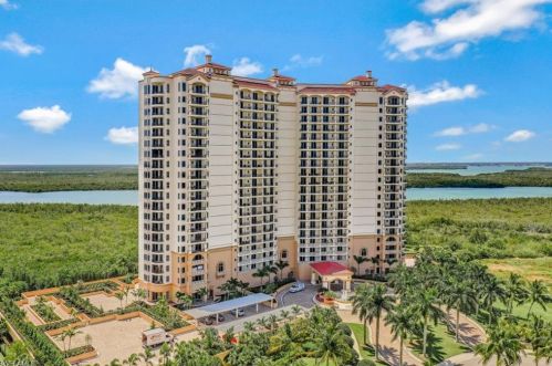 1050 Borghese Ln, Naples FL 34114-7921 exterior