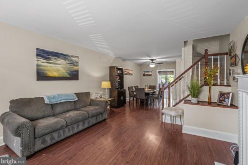 1118 2nd St, Philadelphia PA 19133-0033 exterior