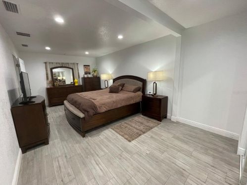 7019 Blossom Ave, Tampa FL 33614-3137 exterior