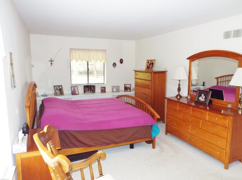 1882 Jenny Ln, Rochester MI 48309-3381 exterior