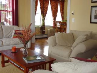 8 Forest St, Providence RI  02911-1213 exterior