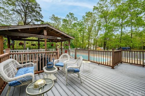 439 Cassville Rd, Jackson Twp NJ 08527-4712 exterior