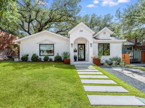 207 El Paso St, Austin TX  78704-6321 exterior