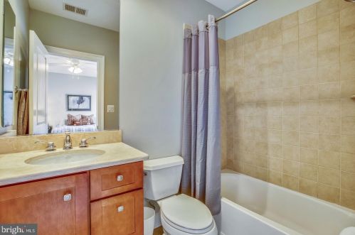 12458 Ansin Circle Dr, Rockville MD  20854-6900 exterior