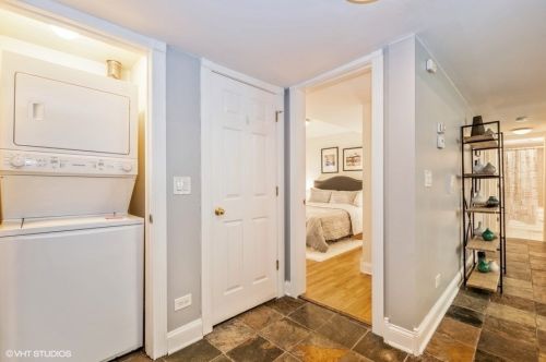 6816 Ashland Ave, Chicago IL  60626 exterior