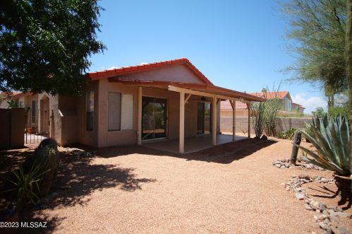 9445 Albatross Dr, Tucson AZ  85742-5126 exterior
