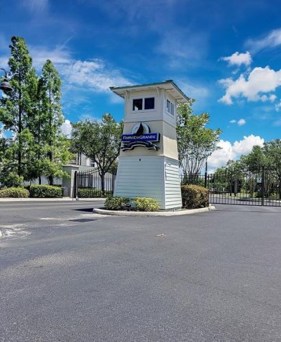 4177 Orange Blossom Trl, Orlando FL 32804-2723 exterior