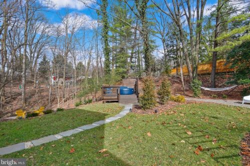 900 Balmoral Dr, Silver Spring MD  20903-1301 exterior