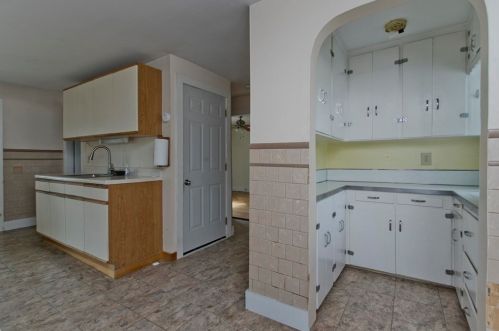 4 Eddy St, Ware MA 01082-1351 exterior