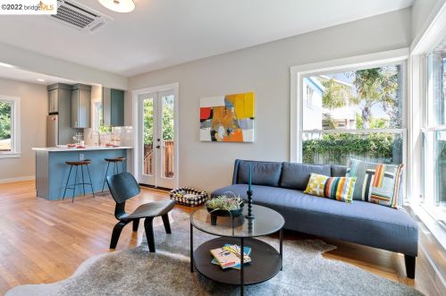 1715 Ashby Ave, Berkeley CA 94703-2131 exterior