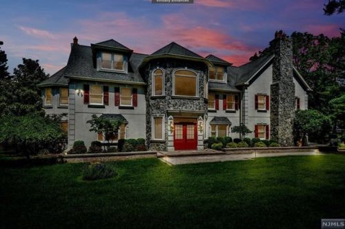 469 Saddle Riv Rd, Upper Saddle River NJ 07458-1774 exterior