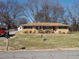 201 Cumberland Dr, Smyrna, TN 37167-2708