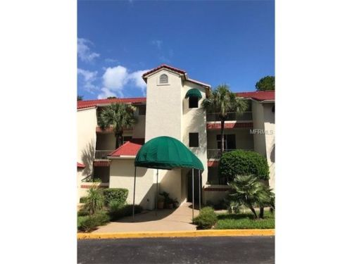 467 Hamptoncrest Cir, Lake Mary FL  32746-4311 exterior