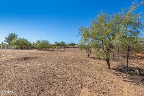 35643 7th St, Phoenix AZ  85086-7409 exterior