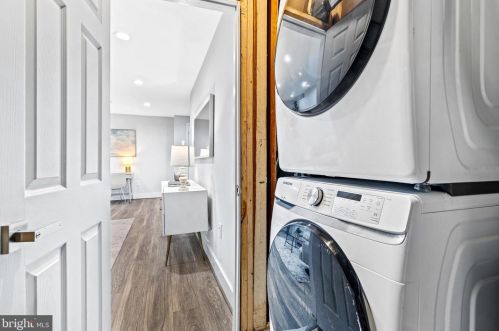 610 Roxboro Pl, Washington DC  20011-1254 exterior