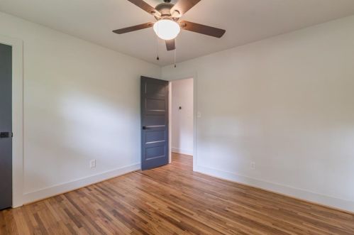 1897 Dorsey Ave, Atlanta GA  30344-6846 exterior