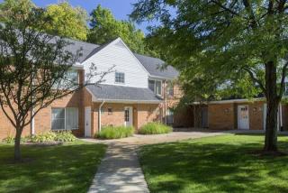 23140 Halsted Rd, Farmington MI  48335-3730 exterior