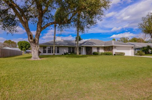 1002 Heron Ave, Fort Pierce, FL 34982-6981