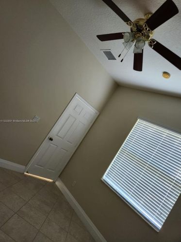 1426 Malaga Ave, Fort Pierce FL  34953-4725 exterior