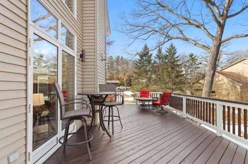 7853 131 St, Saint Paul MN 55124-9703 exterior