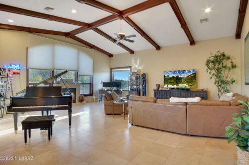 3632 Camino De Jaime, Tucson AZ  85718-7432 exterior