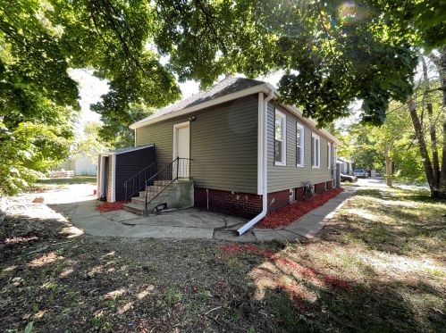 1030 Kenneth St, Meskegon MI 49442-3930 exterior