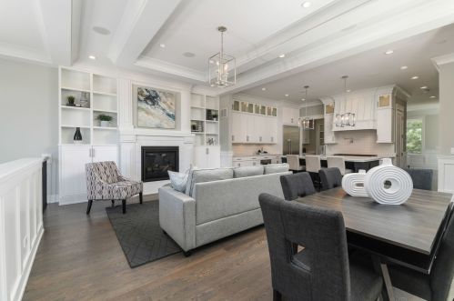 3642 Artesian Ave, Chicago IL  60618-4708 exterior