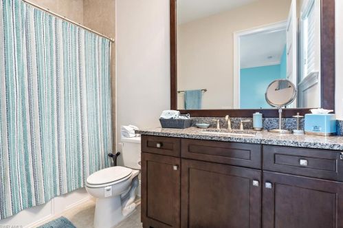 5154 Andros Dr, Naples FL 34113-8162 exterior