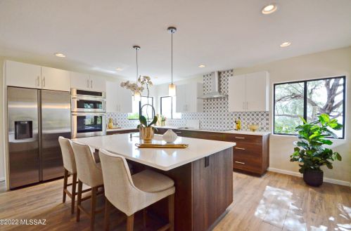 5837 Paseo Ventoso, Tucson AZ  85750-1131 exterior