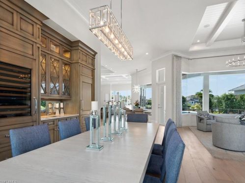 320 Devils Bight, Naples FL 34103-2432 exterior