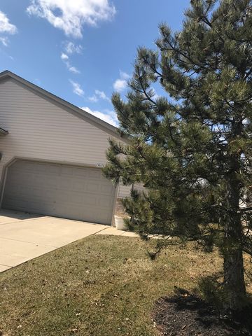 53179 Pineridge Dr, New Baltimore MI  48051-2748 exterior