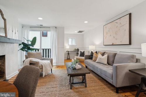 510 11th St, Philadelphia, PA 19123-3723