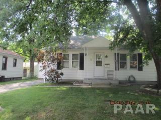 1321 10th St, Pekin, IL 61554-2150
