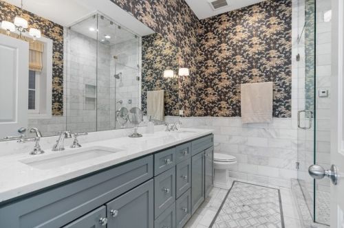 1626 Hermitage Ave, Chicago IL 60622-1402 exterior