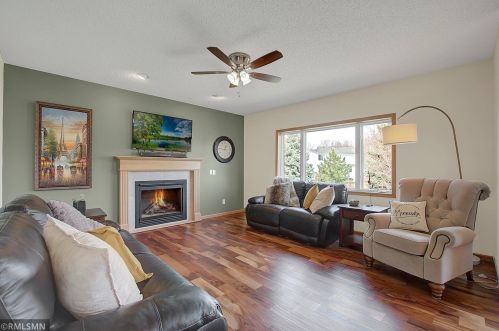 649 Falcon Rdg Rd, Saint Paul MN 55125-1458 exterior