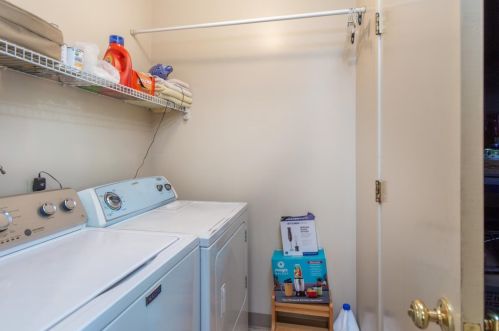 856 Opal Dr, San Jose CA 95117-2652 exterior