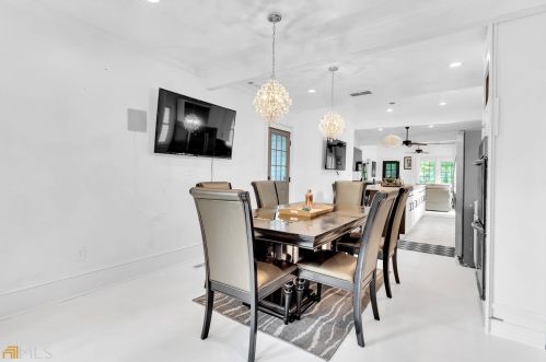 548 Holderness St, Atlanta GA 30310-1750 exterior