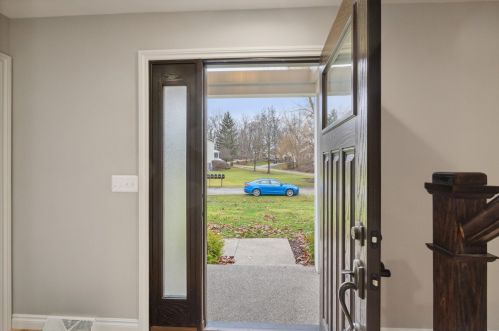 925 Polvadera St, Commerce Township MI  48382-3857 exterior