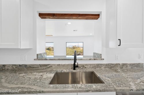 1540 Hl Side Dr, Tucson AZ 85745 exterior