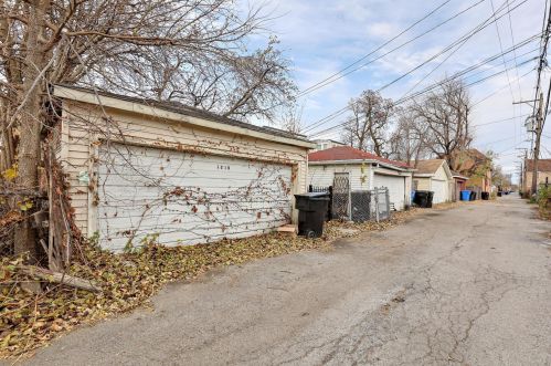 1219 Massasoit Ave, Chicago IL 60638-1505 exterior