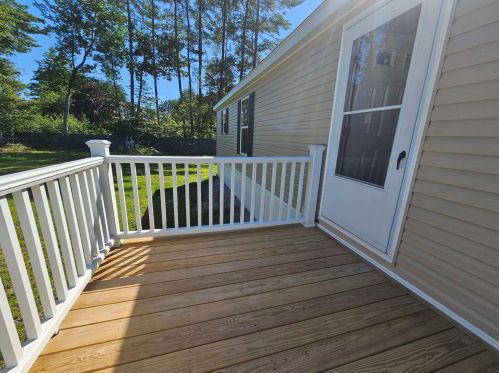 10 Emperor Dr, Concord NH  03303-4123 exterior