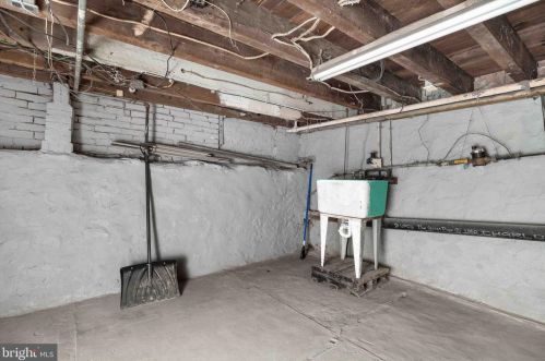 907 Mulberry St, Chester PA 19015-3045 exterior