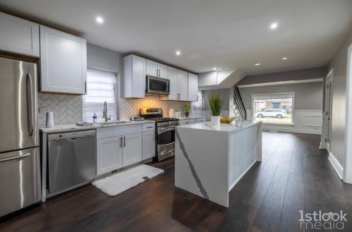 10644 Peoria St, Chicago IL  60643-3028 exterior