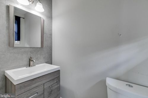 122 Chippewa Trl, Browns Mills NJ 08015-6458 exterior