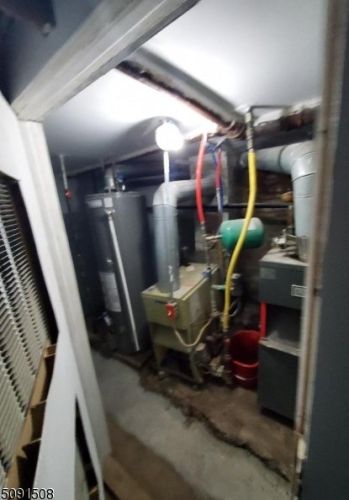 80 Augusta St, Irvington NJ 07111-3411 exterior