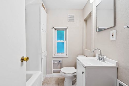 325 Johnston Rd, Pittsburgh PA 15235-1617 exterior